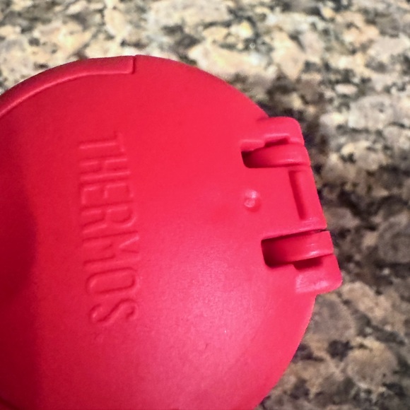 Set of 2 Hello Kitty Thermos - Picture 7 of 7